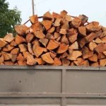 Машина с дровами